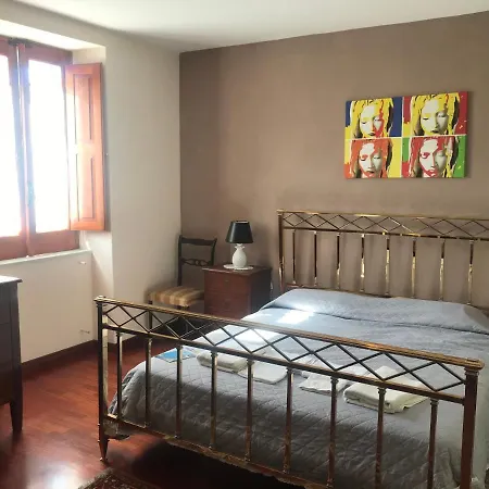 Casa de hóspedes Residenza U Burgu Tropea