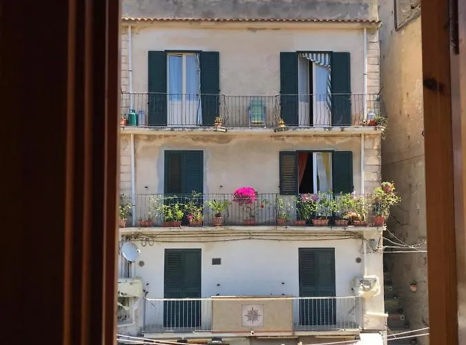 招待所 Residenza U Burgu 3*