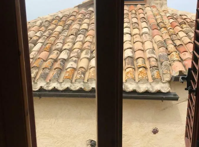 Residenza U Burgu 3* 特罗佩阿